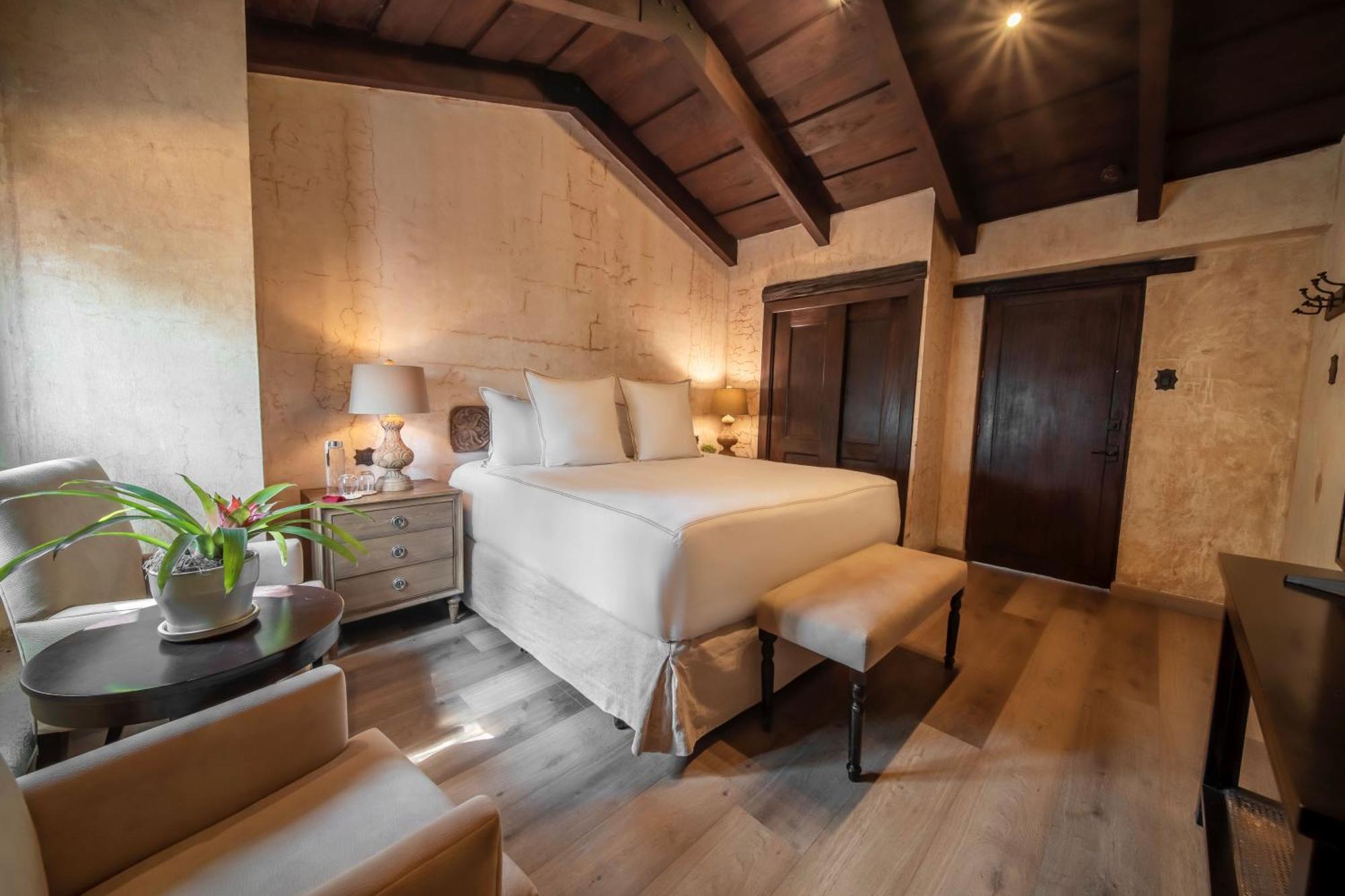 King Room with Balcony,1641737407:JPEG