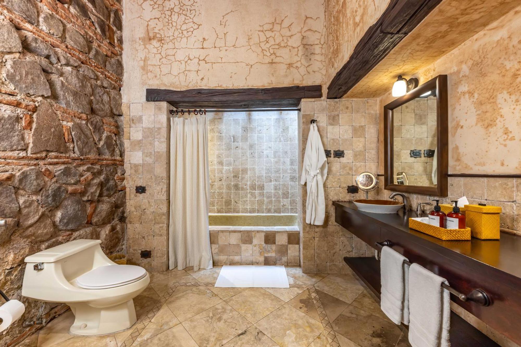 Suite Hot Tub